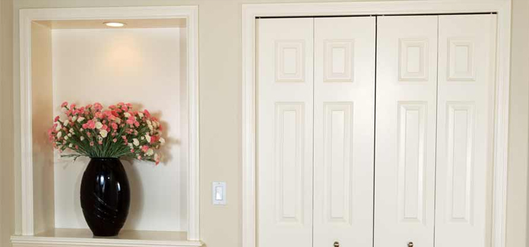 residential closet door repair in Lemoore Station